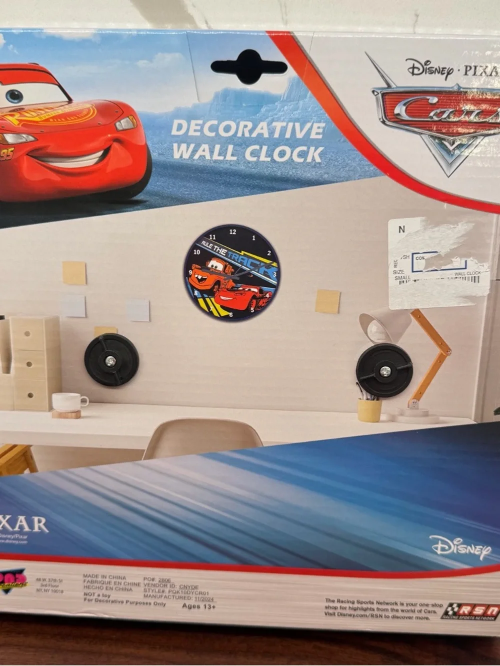 Disney Pixar Cars Lightning McQueen Wall Clock NEW Gift Tow Mater Race Time Gift